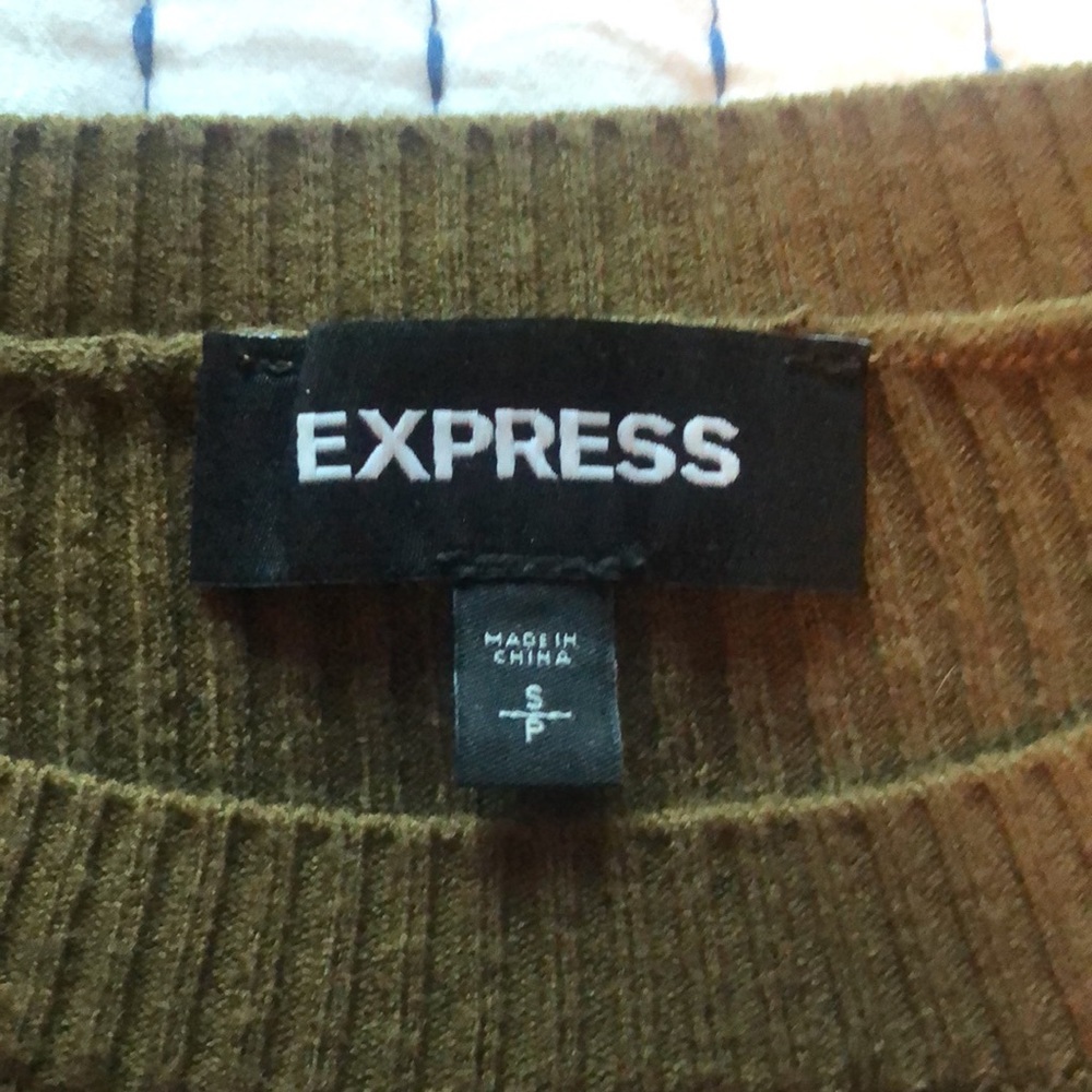 Express Sweater - Picture 2 of 2
